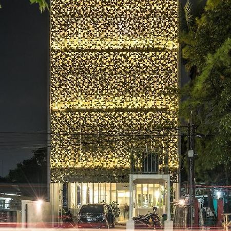 Temmu Co-Living Hostel Bandung Ngoại thất bức ảnh
