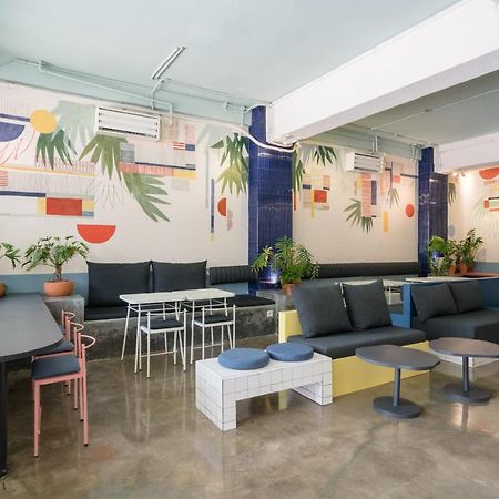 Temmu Co-Living Hostel Bandung Ngoại thất bức ảnh
