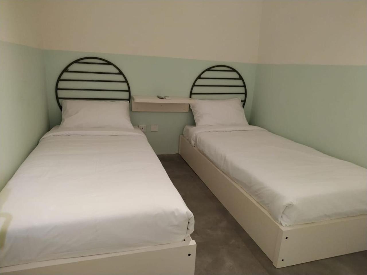 Temmu Co-Living Hostel Bandung Ngoại thất bức ảnh